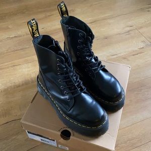 Dr. Martens Jadon Boots